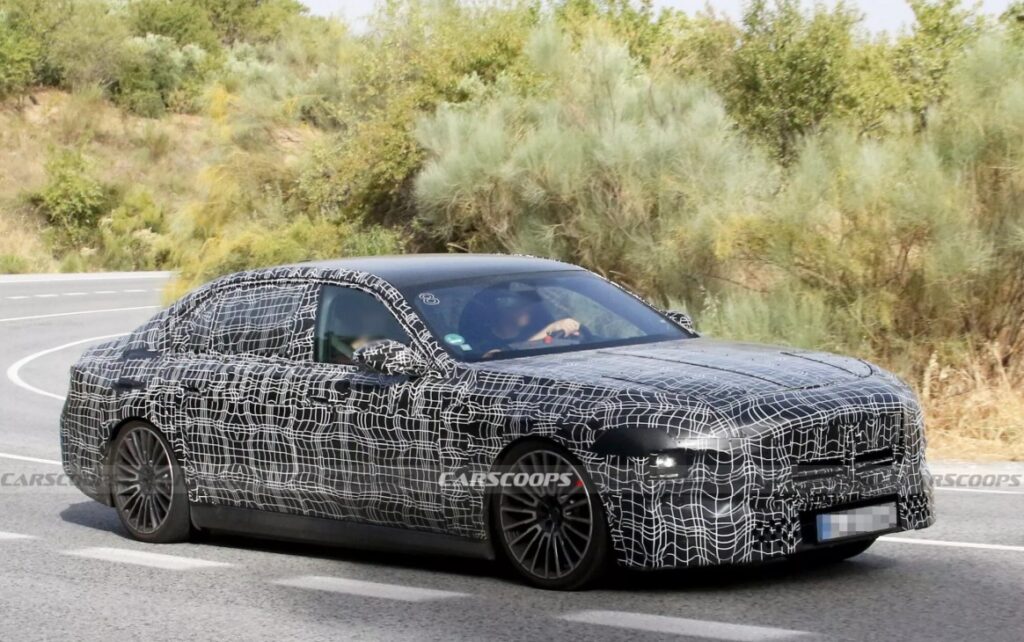 BMW 7 시리즈 페이스리프트- carscoops 출처